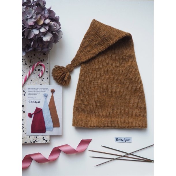 Nissehue - strikkeopskrift fra PetiteKnit