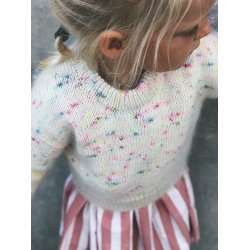 Stockholm Sweater Junior - strikkeopskrift fra PetiteKnit
