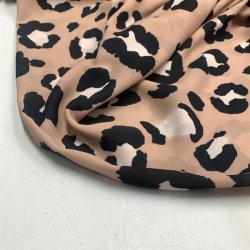 Polyester crepe med leopardpletter - pr. 0,25 meter