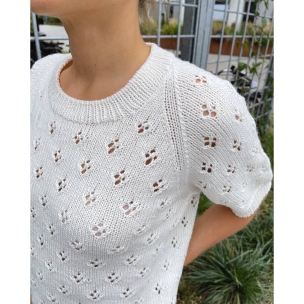 Rigmor Tee - strikkeopskrift fra PetiteKnit