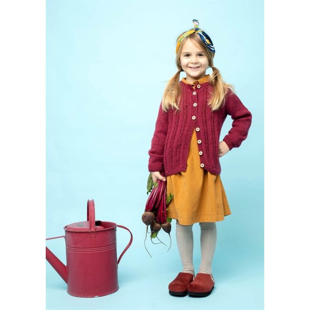 Sandnes strikkehfte 1901 - Sisu Barn