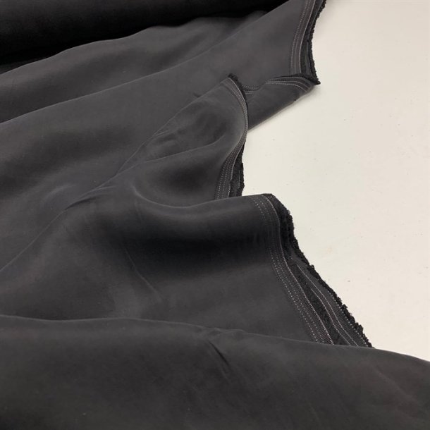 Sandvasket cupro i mrk koksgr - pr. 0,25 meter