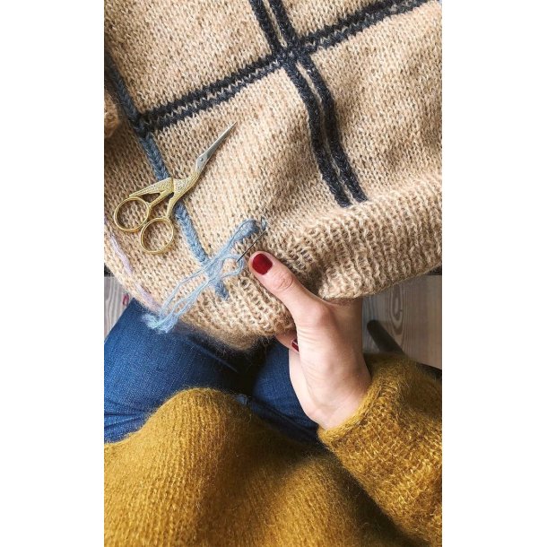 Scotty Sweater - strikkeopskrift fra PetiteKnit