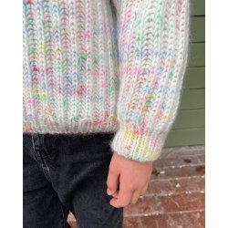 September Sweater Junior - strikkeopskrift fra PetiteKnit