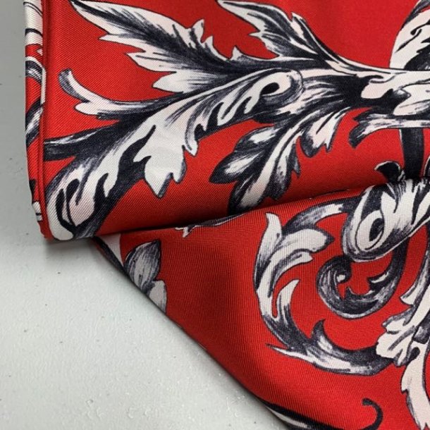 Silke i r�d med kunsteriske fjer - pr. 0,25 meter