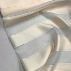 Silke i beige med gennemsigtig stribe - pr. 0,25 meter