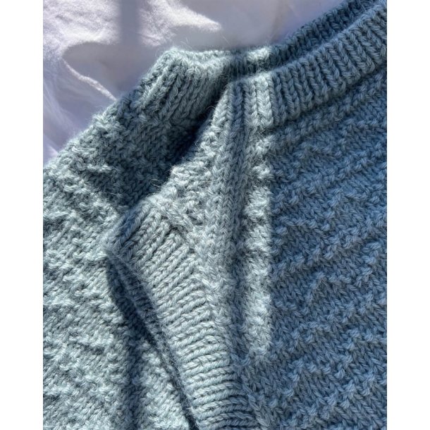 Sille Slipover Junior - strikkeopskrift fra PetiteKnit