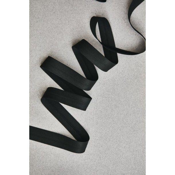 Skrbnd /  Bias Tape 18 mm i viskose fra Mind The Maker - pr. meter
