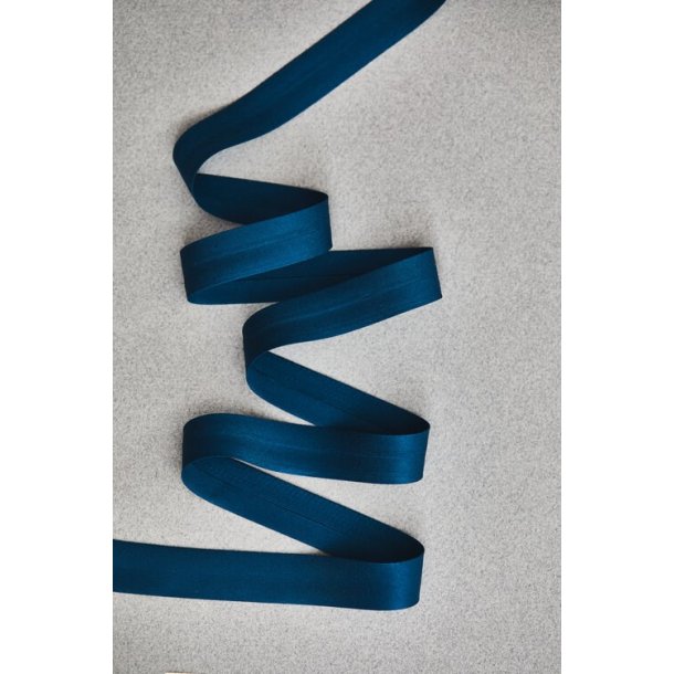 Skrbnd /  Bias Tape 18 mm i viskose fra Mind The Maker - pr. meter