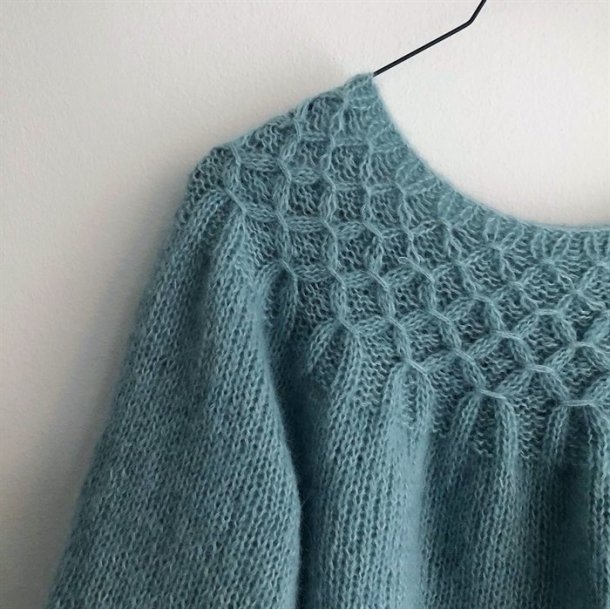 Smuk Smock Sweater - str. S