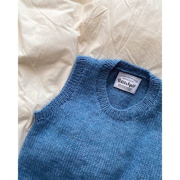 Stockholm Slipover Mini - strikkeopskrift fra PetiteKnit