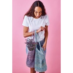 Strikkeopskrifter til Maja garn fra Permin