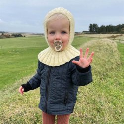 Sunday Balaclava - strikkeopskrift fra PetiteKnit