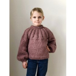 Sunday Sweater Junior - strikkeopskrift fra PetiteKnit