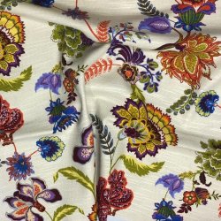 Vvet viskose / bomuld med farverige blomster - pr. 0,25 meter