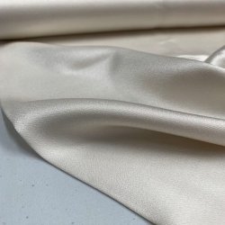 Viskose satin i rhvid fv. 5004 - pr. 0,25 meter