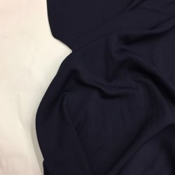 Viskose twill i marinebl - pr. 0,25 meter