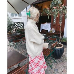 Weekend Sweater - strikkeopskrift fra PetiteKnit