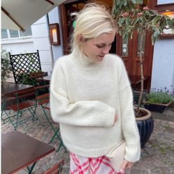 Weekend Sweater - strikkeopskrift fra PetiteKnit