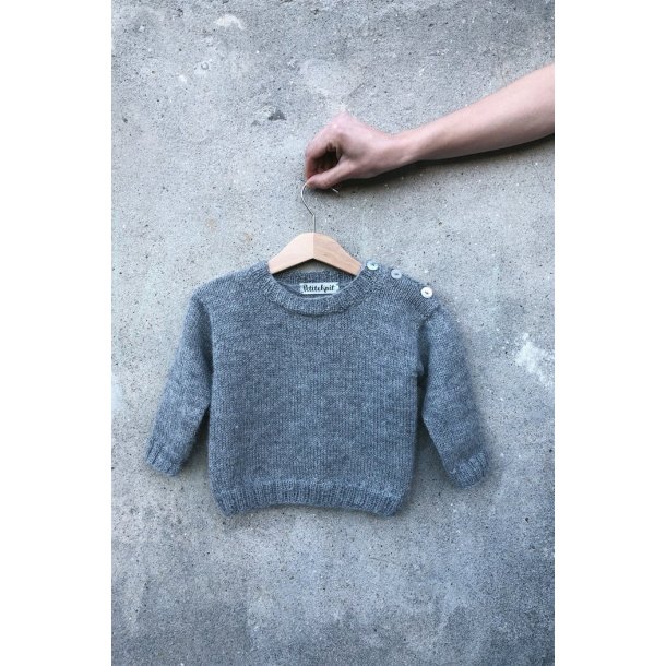 Wilfreds Trje - strikkeopskrift fra PetiteKnit