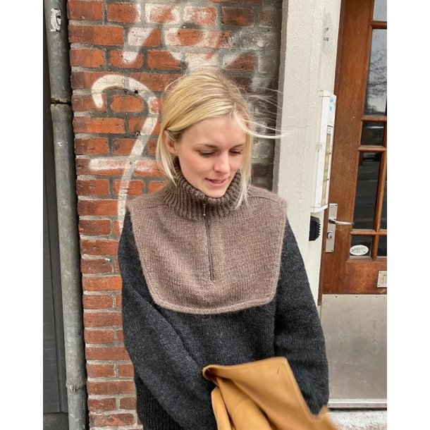 Zipper Neck - strikkeopskrift fra PetiteKnit