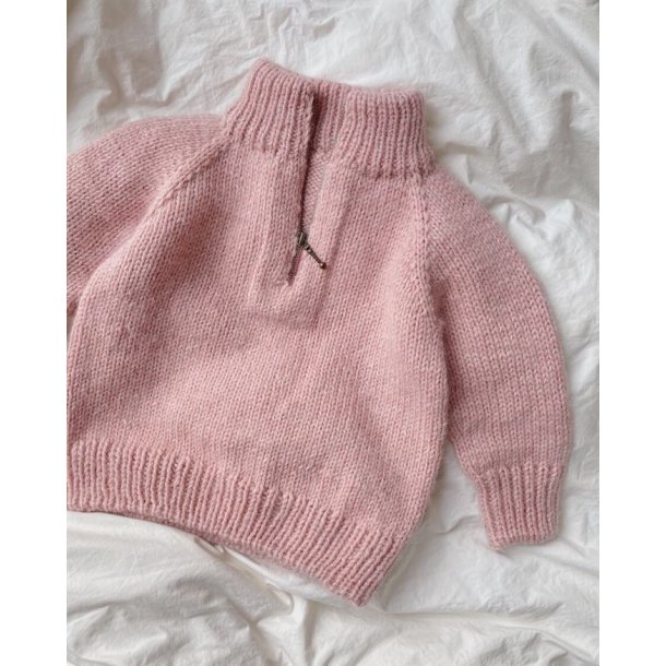 Zipper Sweater Junior - strikkeopskrift fra PetiteKnit